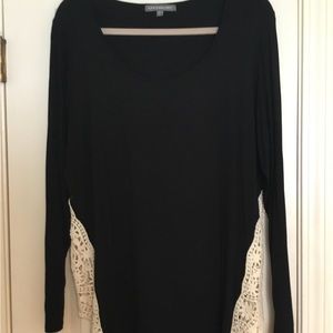 NWOT Kate & Mallory Long Sleeve Black & White Crochet Detailed Top